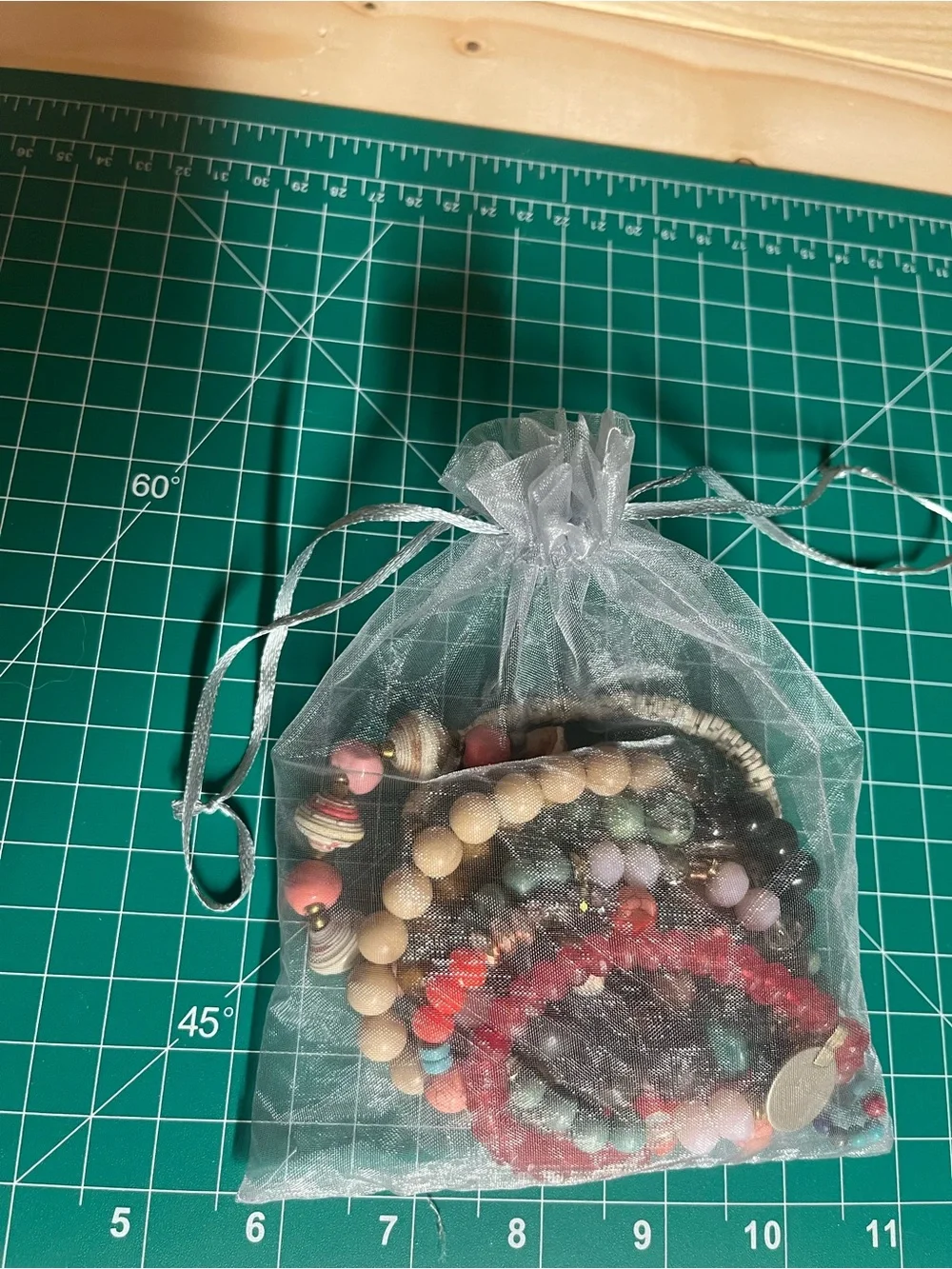 Lot of 9 Assorted Beaded Stretch Bracelets - Pink, Red, Tan, Aqua & Mixed Colors - Picture 6 of 6